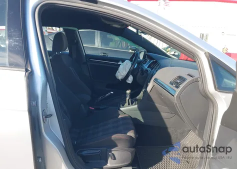 2017 Volkswagen Golf Gti Sport 4-Door z USA, uszkodzony, nr VIN 3VW547AU9HM008639